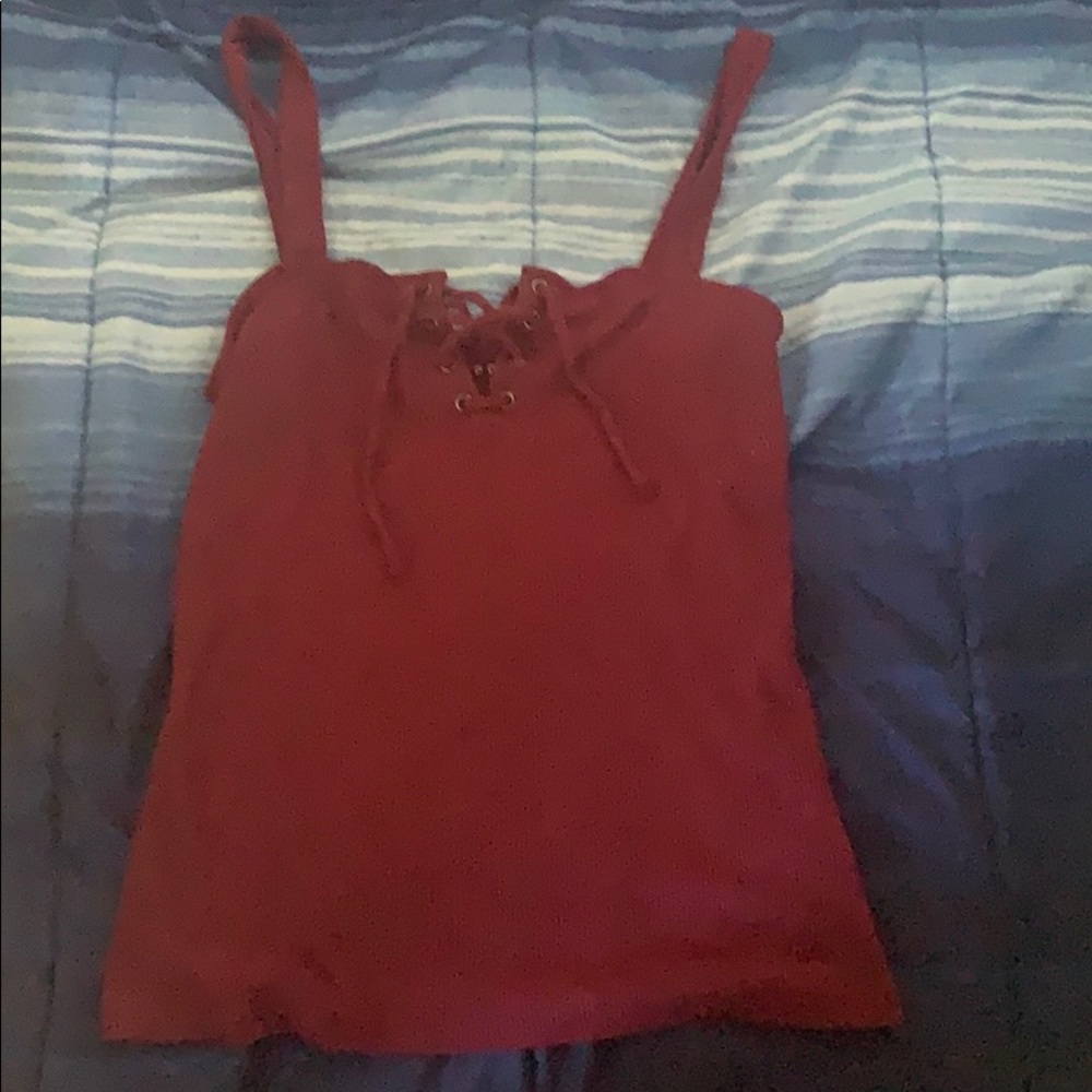 Cute maroon tank top